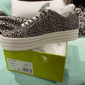 Gianni Bini Micro Suede Platform Sneakers Size 9.5